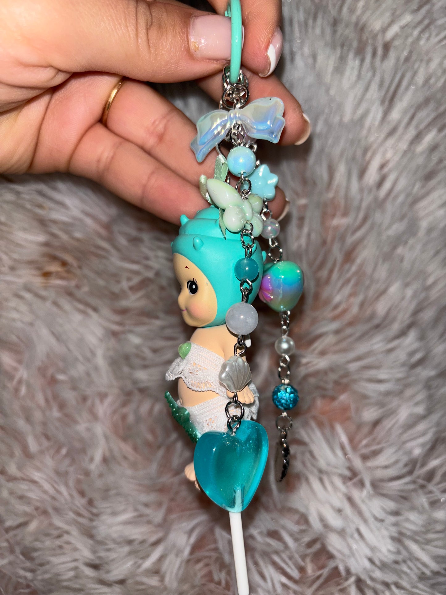 Authentic Seashell Sonny Angel keychain